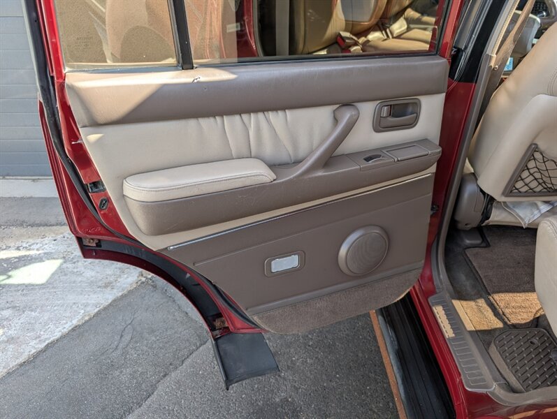 1996 Toyota Land Cruiser - Photo 22 - Bountiful, UT 84010