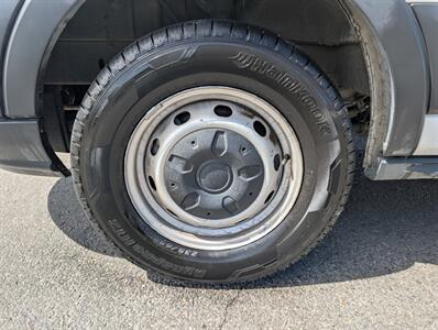 2017 Ford Transit 350 XL - Photo 15 - Bountiful, UT 84010