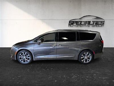 2017 Chrysler Pacifica Limited   - Photo 6 - Bountiful, UT 84010
