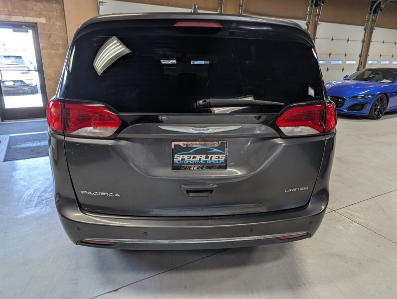 2017 Chrysler Pacifica Limited - Photo 9 - Bountiful, UT 84010