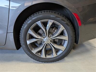 2017 Chrysler Pacifica Limited - Photo 14 - Bountiful, UT 84010