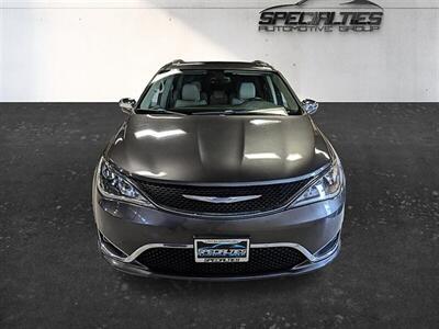 2017 Chrysler Pacifica Limited   - Photo 5 - Bountiful, UT 84010