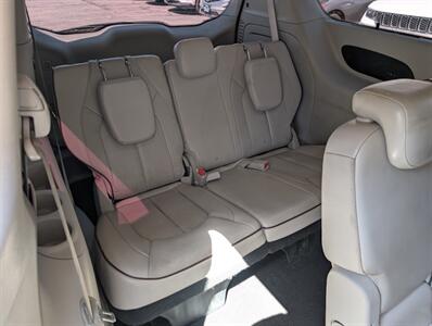 2017 Chrysler Pacifica Limited - Photo 29 - Bountiful, UT 84010