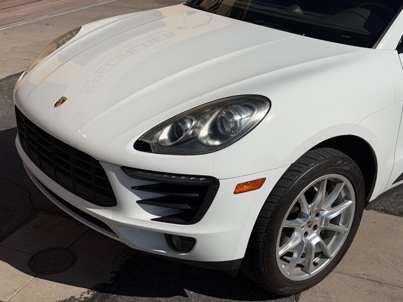 2016 Porsche Macan S - Photo 12 - St. George, UT 84770-2625