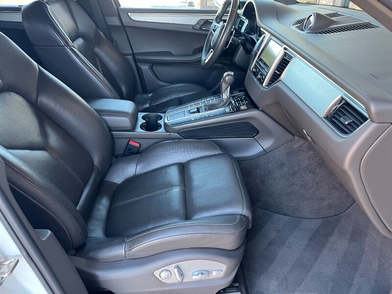 2016 Porsche Macan S - Photo 13 - St. George, UT 84770-2625