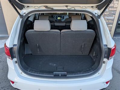 2017 Hyundai SANTA FE SE Ultimate  7-Passenger - Photo 34 - Bountiful, UT 84010