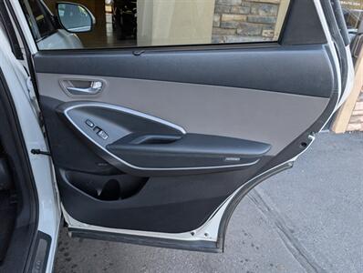 2017 Hyundai SANTA FE SE Ultimate  7-Passenger - Photo 29 - Bountiful, UT 84010
