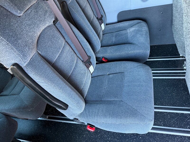 2019 Ford Transit 150 XLT - Photo 18 - St. George, UT 84770-2625