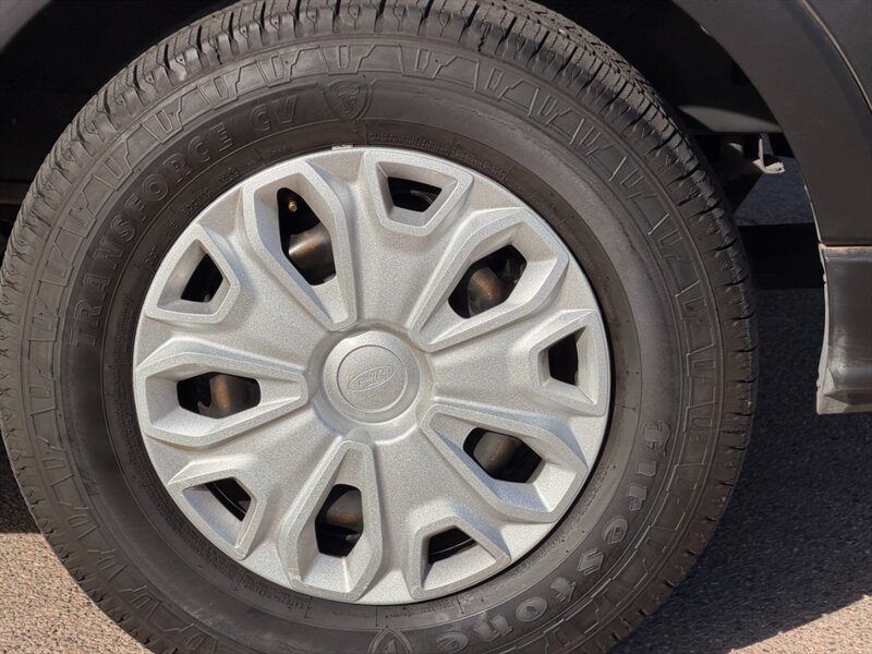 2019 Ford Transit 150 XLT - Photo 36 - St. George, UT 84770-2625