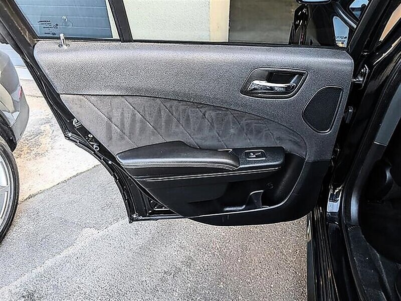 2018 Dodge Charger SRT Hellcat - Photo 25 - Bountiful, UT 84010