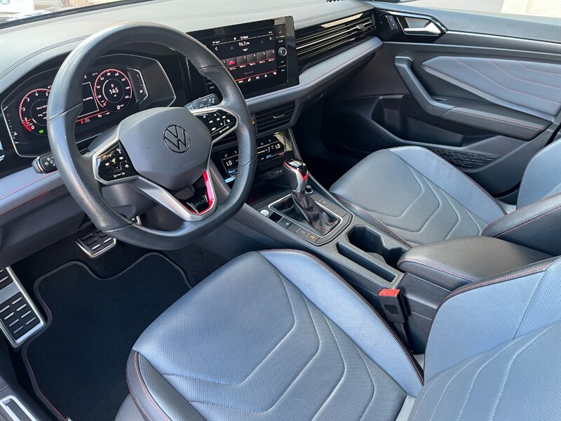 2025 Volkswagen Jetta GLI Autobahn - Photo 2 - St. George, UT 84770-2625