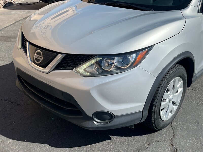 2019 Nissan Rogue Sport S - Photo 11 - St. George, UT 84770-2625