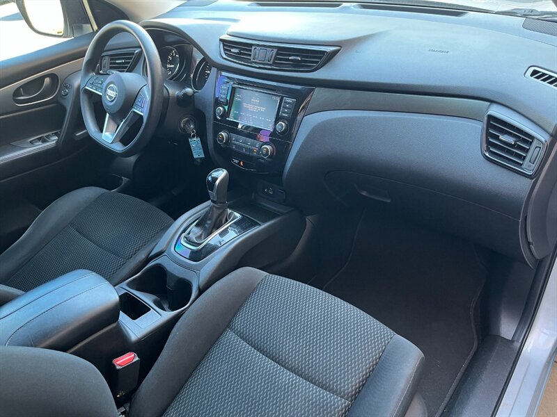 2019 Nissan Rogue Sport S - Photo 6 - St. George, UT 84770-2625