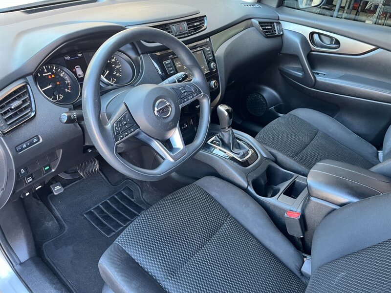 2019 Nissan Rogue Sport S - Photo 2 - St. George, UT 84770-2625