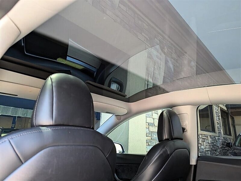 2021 Tesla Model Y Long Range - Photo 26 - Bountiful, UT 84010