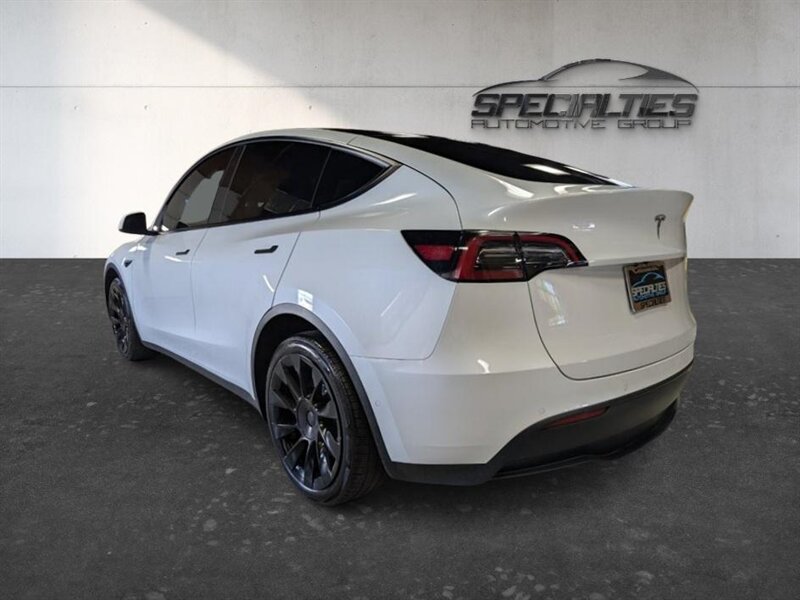 2021 Tesla Model Y Long Range - Photo 8 - Bountiful, UT 84010
