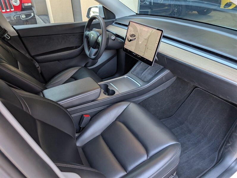 2021 Tesla Model Y Long Range - Photo 4 - Bountiful, UT 84010
