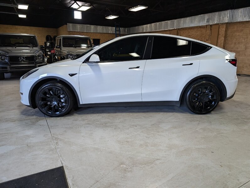 2021 Tesla Model Y Long Range - Photo 7 - Bountiful, UT 84010