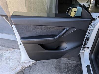 2021 Tesla Model Y Long Range - Photo 18 - Bountiful, UT 84010