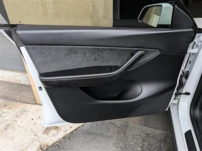 2021 Tesla Model Y Long Range   - Photo 18 - Bountiful, UT 84010