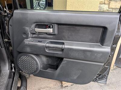 2013 Toyota FJ Cruiser   - Photo 26 - Bountiful, UT 84010
