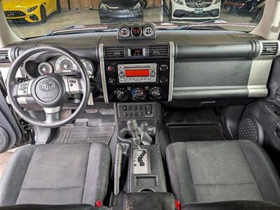 2013 Toyota FJ Cruiser   - Photo 3 - Bountiful, UT 84010