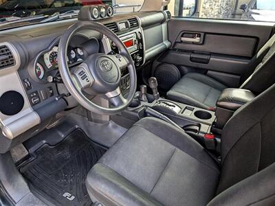 2013 Toyota FJ Cruiser   - Photo 2 - Bountiful, UT 84010