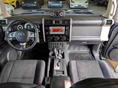2013 Toyota FJ Cruiser   - Photo 3 - Bountiful, UT 84010