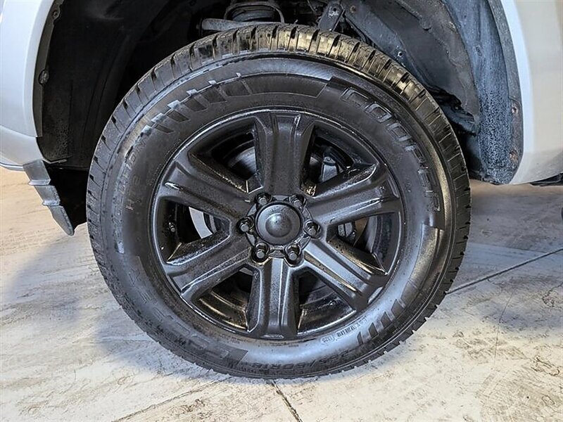 2016 Toyota Tacoma Limited - Photo 16 - Bountiful, UT 84010