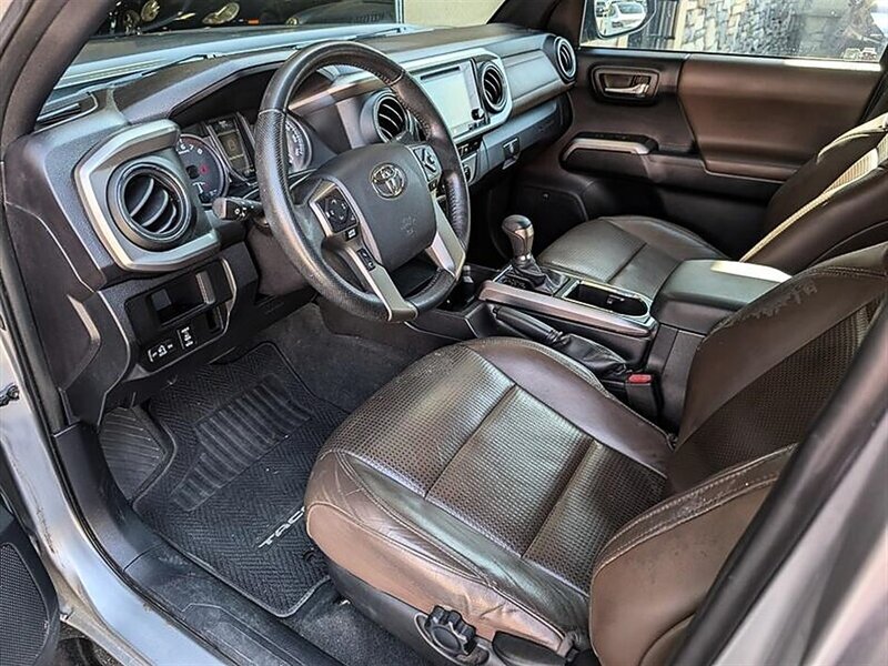2016 Toyota Tacoma Limited - Photo 2 - Bountiful, UT 84010