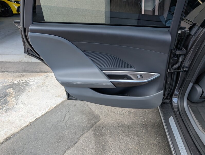2023 Lucid Air Pure - Photo 24 - Bountiful, UT 84010