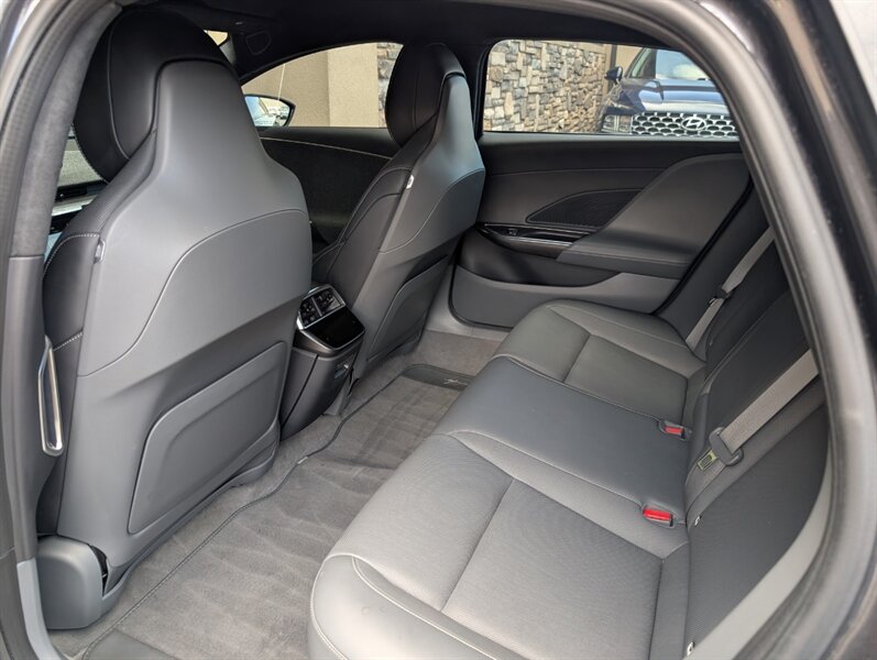 2023 Lucid Air Pure - Photo 25 - Bountiful, UT 84010