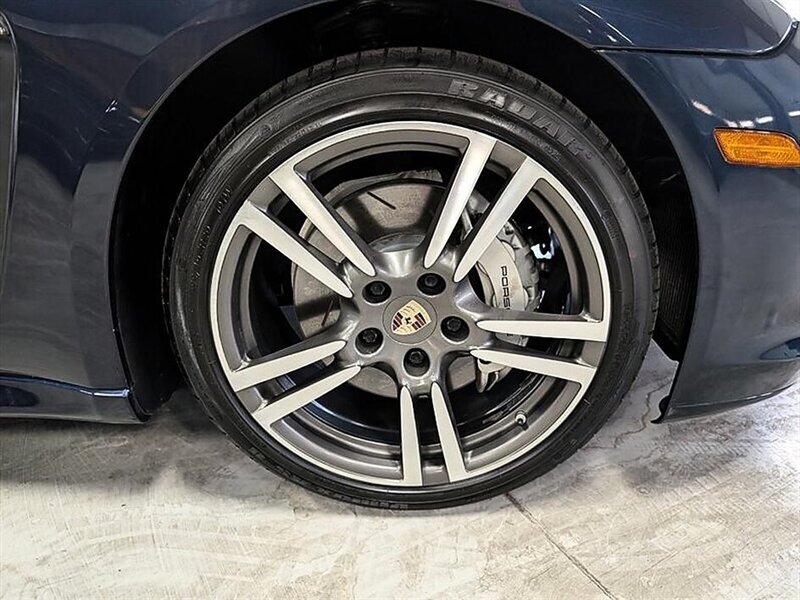 2012 Porsche Panamera S Hybrid - Photo 12 - Bountiful, UT 84010
