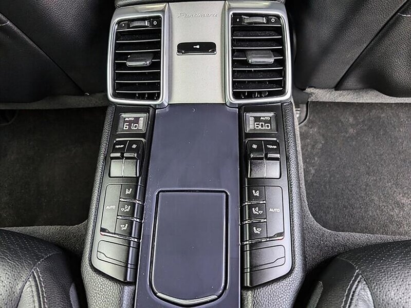 2012 Porsche Panamera S Hybrid - Photo 26 - Bountiful, UT 84010