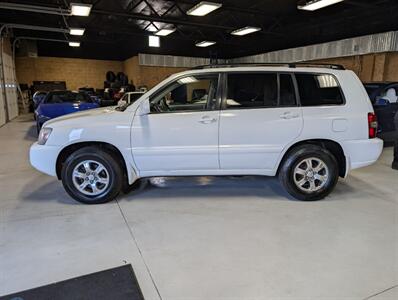 2004 Toyota Highlander AWD 7-Passenger - Photo 7 - Bountiful, UT 84010