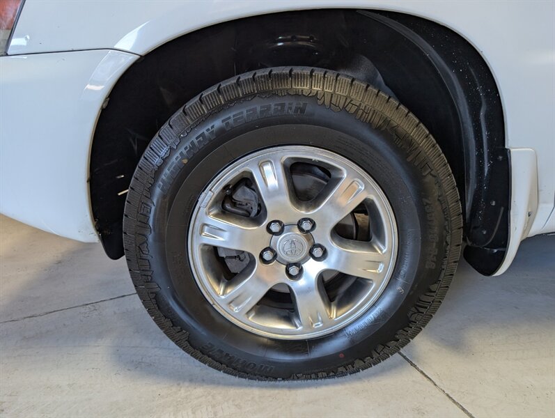 2004 Toyota Highlander AWD 7-Passenger - Photo 15 - Bountiful, UT 84010