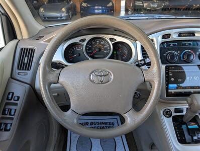 2004 Toyota Highlander AWD 7-Passenger - Photo 19 - Bountiful, UT 84010