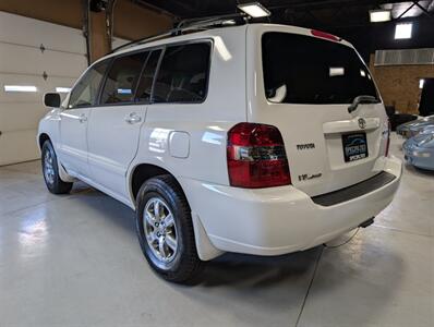 2004 Toyota Highlander AWD 7-Passenger - Photo 8 - Bountiful, UT 84010