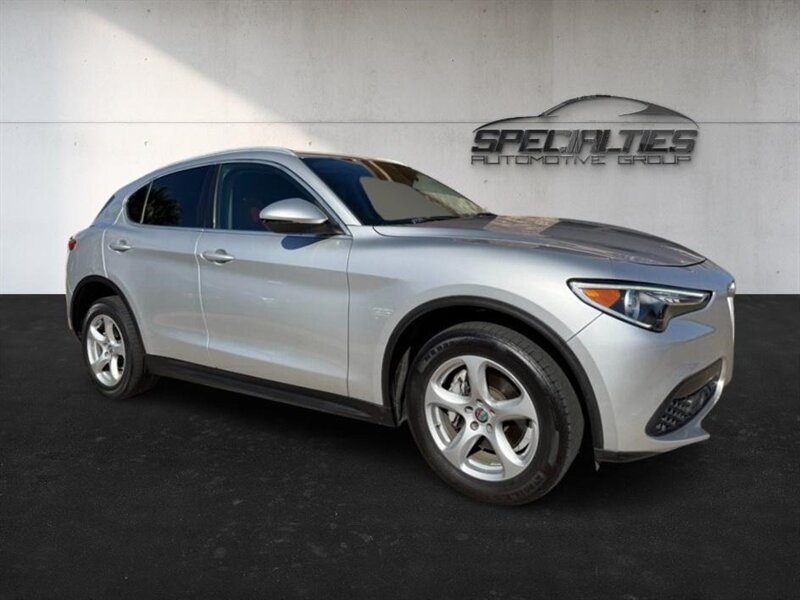 2018 Alfa Romeo Stelvio  