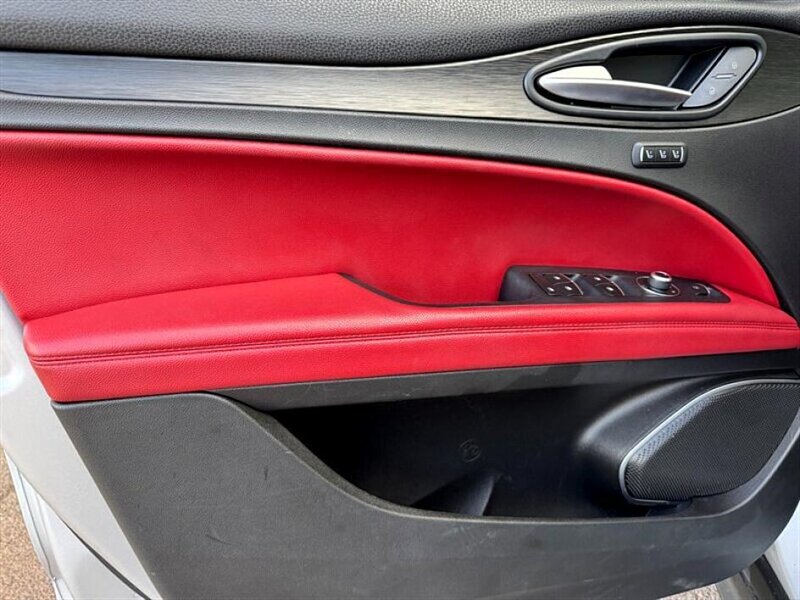 2018 Alfa Romeo Stelvio - Photo 45 - Bountiful, UT 84010