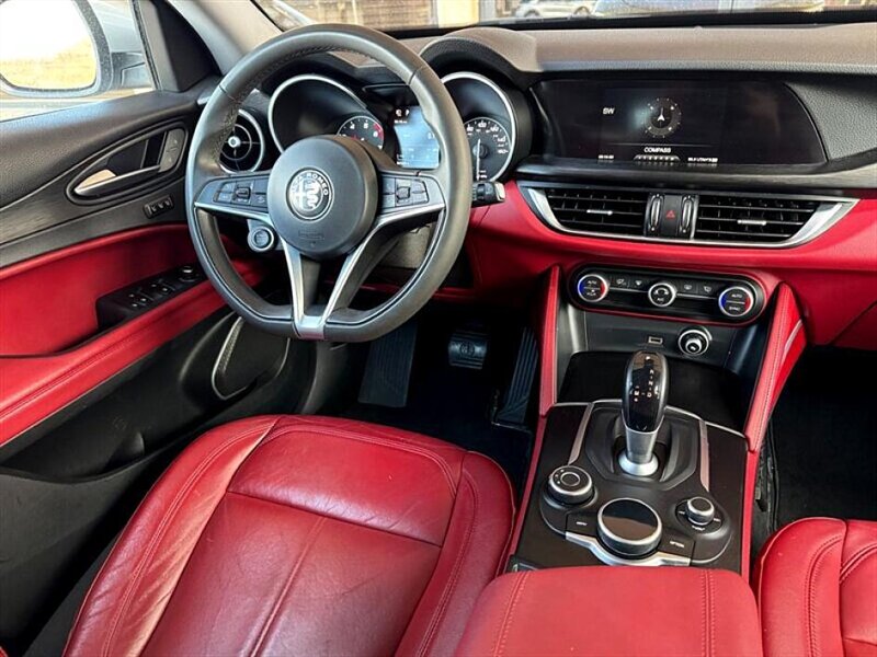 2018 Alfa Romeo Stelvio - Photo 17 - Bountiful, UT 84010