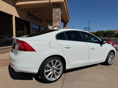 2016 Volvo S60 T5 Drive-E Inscripti  Inscription Platinum - Photo 32 - St. George, UT 84770-2625