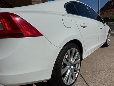 2016 Volvo S60 T5 Drive-E Inscripti  Inscription Platinum - Photo 24 - St. George, UT 84770-2625