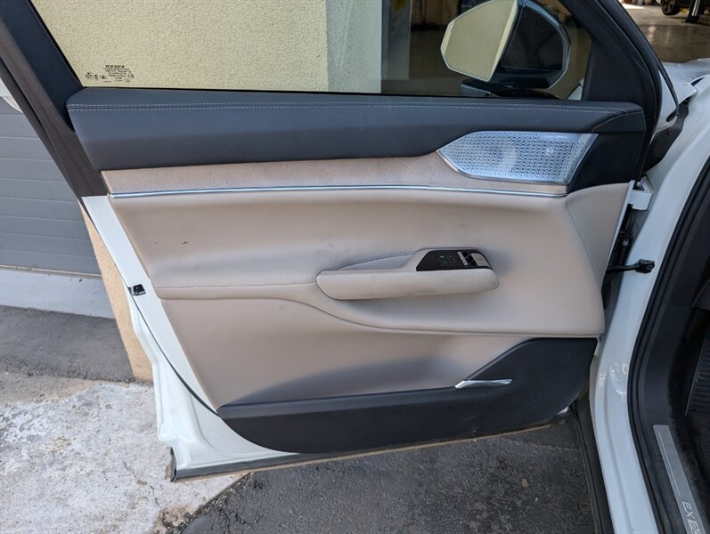 2025 Volvo EX90 Performance Ultra 6-Passenger - Photo 18 - Bountiful, UT 84010
