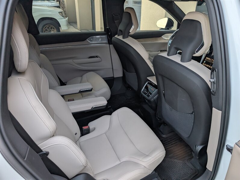 2025 Volvo EX90 Performance Ultra 6-Passenger - Photo 29 - Bountiful, UT 84010