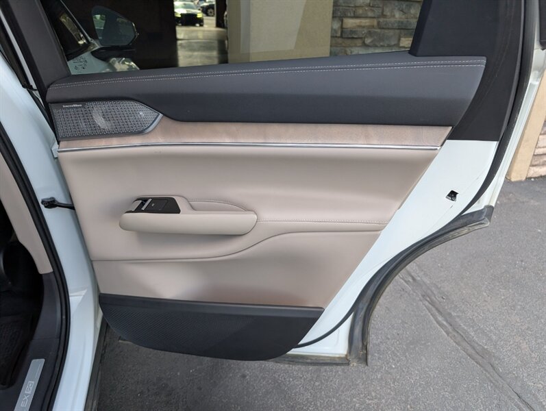 2025 Volvo EX90 Performance Ultra 6-Passenger - Photo 28 - Bountiful, UT 84010