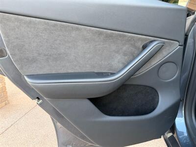 2023 Tesla Model Y Long Range   - Photo 42 - St. George, UT 84770-2625