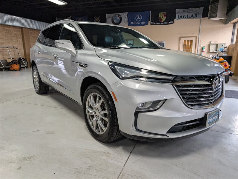 2022 Buick Enclave Premium  