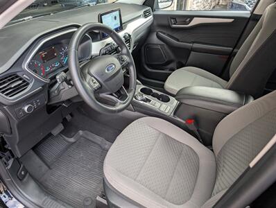 2022 Ford Escape SE   - Photo 2 - Bountiful, UT 84010