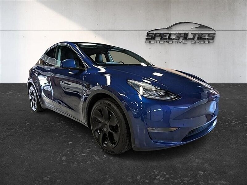 2021 Tesla Model Y Long Range Dual Motor All-Wheel Drive's photo